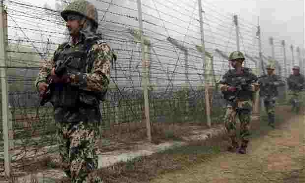 പാക് സേന നടത്തിയ വെടിവെപ്പിൽ (ഗാമീണൻ കൊല്ലപ്പെട്ടു