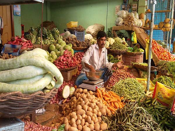 പച്ചക്കറിക്ക് തീവില; ബദല്‍ സംവിധാനമൊരുക്കാതെ സര്‍ക്കാര്‍