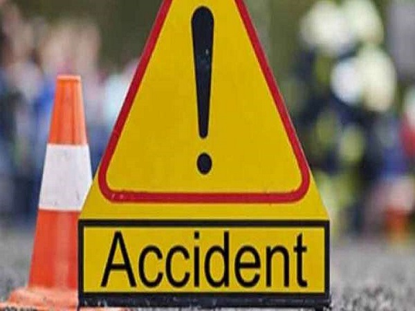 ബൈക്കും ലോറിയും കൂട്ടിയിടിച്ച്    ബൈക്ക് യാത്രികൻ  മരിച്ചു