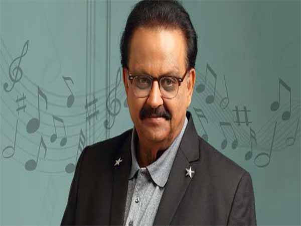 എസ്.പി. ബാലസുബ്രഹ്മണ്യത്തിന്റെ സംസ്‌ക്കാരം രാവിലെ 10.30 ന് ; അന്ത്യാഞ്ജലി അര്‍പ്പിച്ച്‌ ആരാധകര്‍