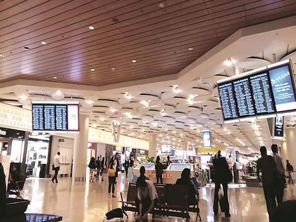 യുഎഇയിലെ 30 ശതമാനം ബിസിനസ് സ്ഥാപനങ്ങള് തൊഴിലാളികളുടെ എണ്ണം വെട്ടിക്കുറയ്ക്കുന്നു