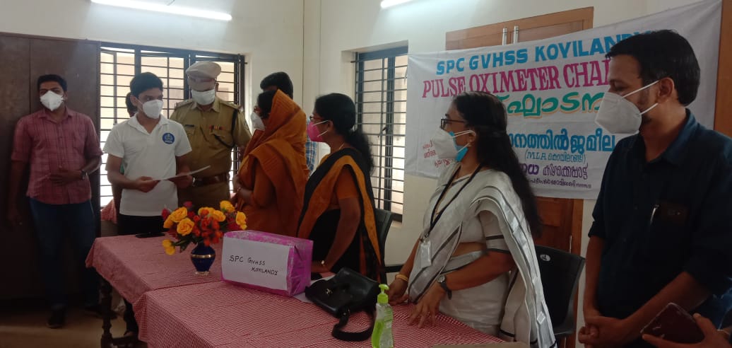 പൾസ് ഓക്സിമീറ്റർ വിതരണം ചെയ്തു