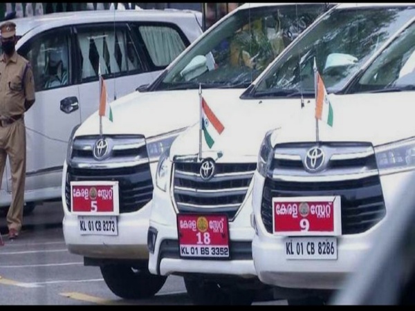 സത്യപ്രതിജ്‍‍‍‍ഞ കഴിഞ്ഞെത്തുന്ന പുതിയ മന്ത്രിമാര്‍ക്കുള്ള കാറുകളും ഓഫിസും റെഡി