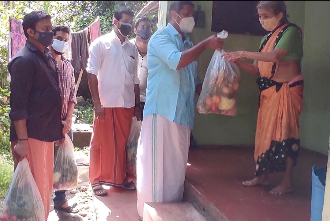 “നമോ” കിറ്റ് വിതരണം നടത്തി