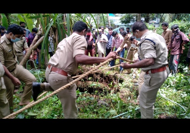 പെണ്‍കുട്ടിയെ കിണറ്റില്‍  മരിച്ച നിലയില്‍ കണ്ടെത്തി