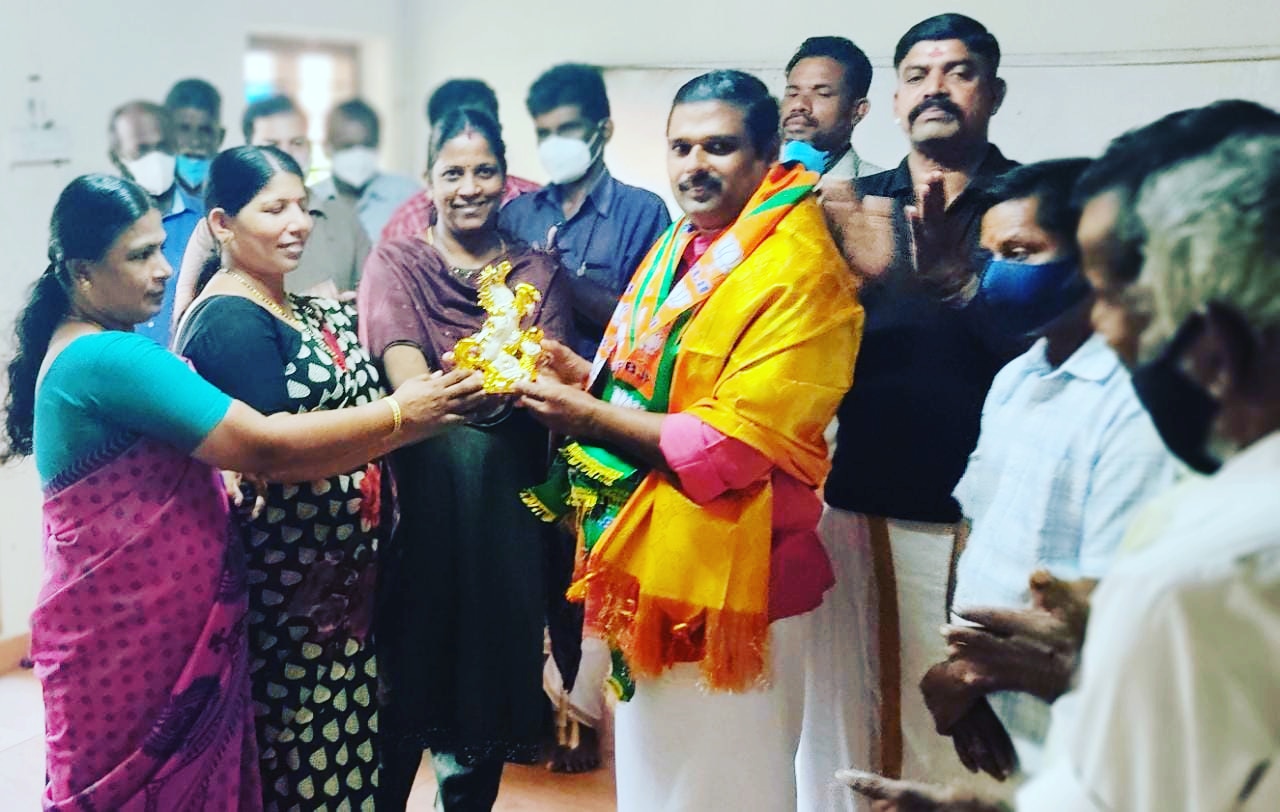 കെ.ഷൈബുവിന് കാമ്പുറം ബീച്ചിൽ സ്വീകരണം നൽകി