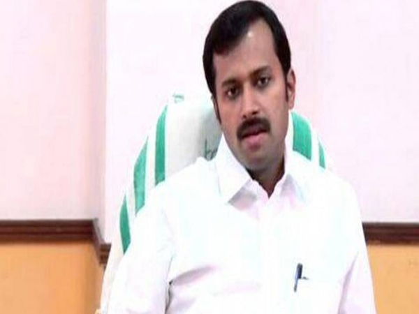 കെ റെയില്‍ എം.ഡിക്കെതിരെ കേസെടുക്കണം, അനൂപ് ജേക്കബ് എം.എല്‍.എ
