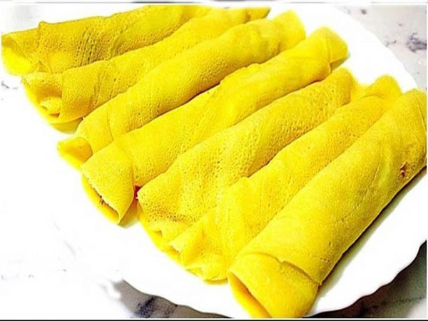 നാലുമണി ചായക്ക്  അടിപൊളി പലഹാരം ഇതാ… ചുരുളപ്പം