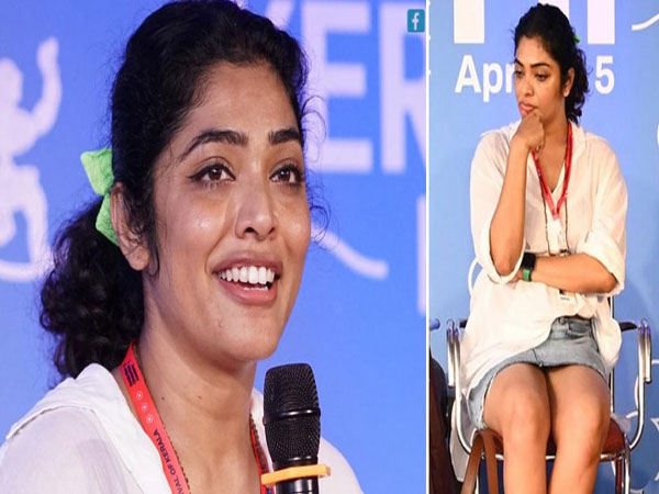 നടി റിമ കല്ലിങ്കലിന് വസ്ത്രത്തിന്റെ പേരില്‍ സൈബര്‍ അധിക്ഷേപം