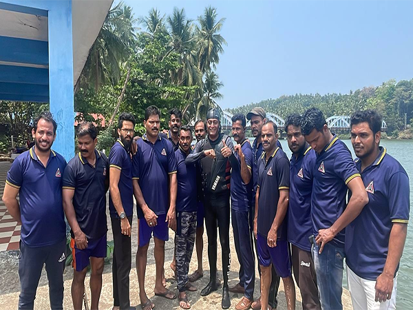 ബോചെ അമീന്‍ റെസ്‌ക്യൂ ടീം കണയങ്കോട് കായലില്‍ നടത്തിയ പരിശീലനം ശ്രദ്ധേയമായി