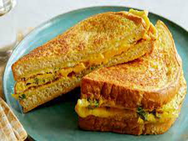 ചീസ് ബ്രഡ് ഓംലെറ്റ്