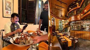 ശ്രീലങ്കന്‍ ക്രിക്കറ്റ് ഇതിഹാസങ്ങളുടെ ഭക്ഷണശാലയില്‍ മമ്മൂട്ടി