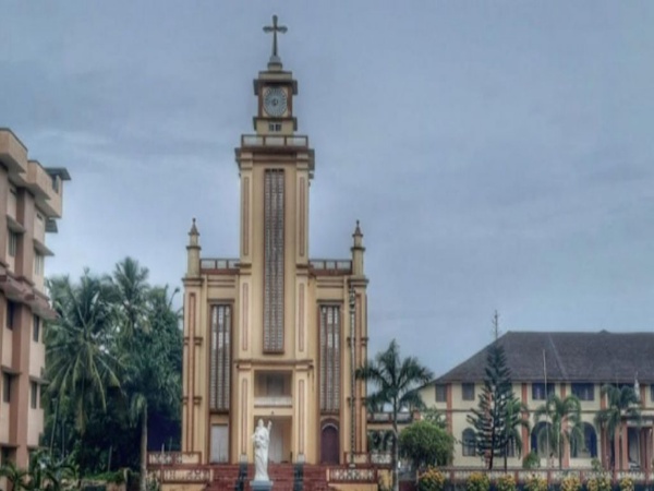 ലൗ ജിഹാദ് പരാമര്‍ശത്തില്‍ ഉറച്ചു നില്‍ക്കുന്നതായി തലശേരി അതിരൂപത