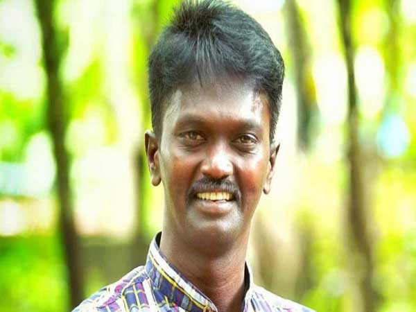 വാവ സുരേഷിന് വാഹനാപകടത്തില്‍ ഗുരുതര പരുക്ക്