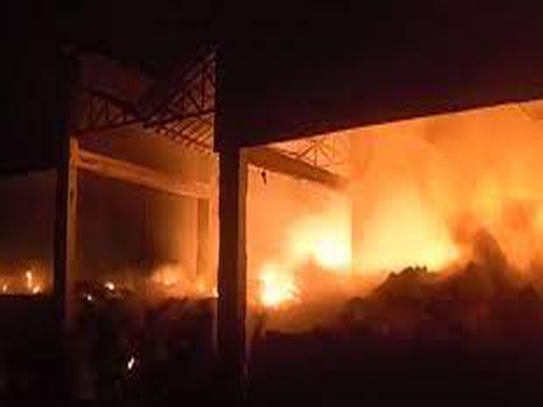 പാലക്കാട് കൂട്ടുപാതയില്‍ മാലിന്യ സംസ്‌കരണ പ്ലാന്റില്‍ തീപ്പിടിത്തം