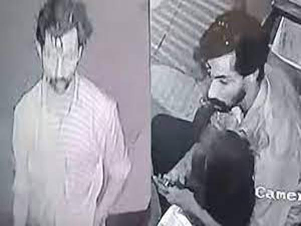 ആലുവയില്‍ പ്രായപൂര്‍ത്തിയാകാത്ത പെണ്‍കുട്ടിയെ പീഡിപ്പിച്ച പ്രതിയെ പൊലീസ് തിരിച്ചറിഞ്ഞു