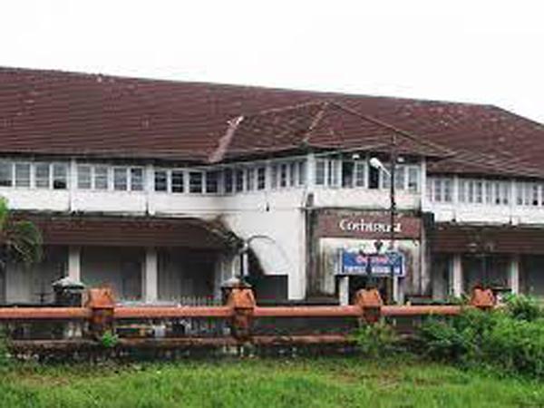 കോംട്രസ്റ്റ് നെയ്ത്തു ഫാക്ടറി സർക്കാർ ഏറ്റെടുക്കുന്നത് വൈകുന്നതിൽ പ്രതിഷേധിച്ച് ഇന്ന് മുതൽ അനിശ്ചിതകാല സത്യാഗ്രഹം