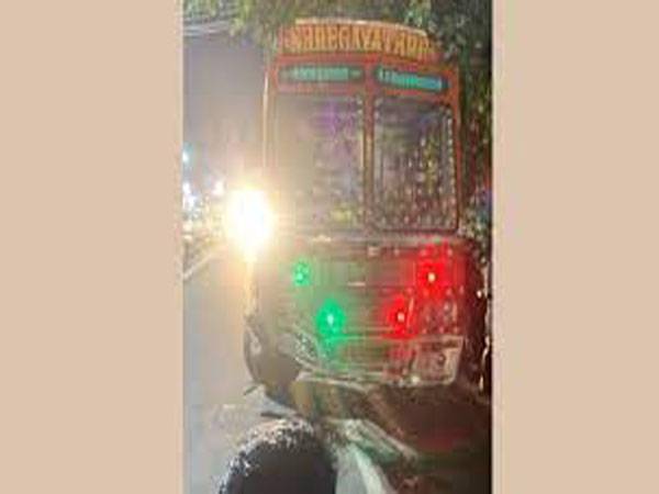 പാലക്കാട് ലോറിയും ഓമ്‌നി വാനും കൂട്ടിയിടിച്ച് ഒരാള്‍ മരിച്ചു