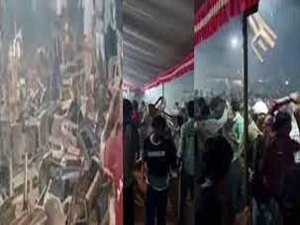 പാലക്കാട് ഉപജില്ലാ കലോത്സവത്തിനിടെ വിദ്യാര്‍ത്ഥികള്‍ തമ്മില്‍ തല്ലുമാല