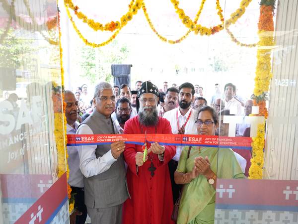 കോട്ടയത്ത് പുതിയ രണ്ട് ശാഖകള്‍ തുറന്ന് ഇസാഫ് സ്‌മോള്‍ ഫിനാന്‍സ് ബാങ്ക്