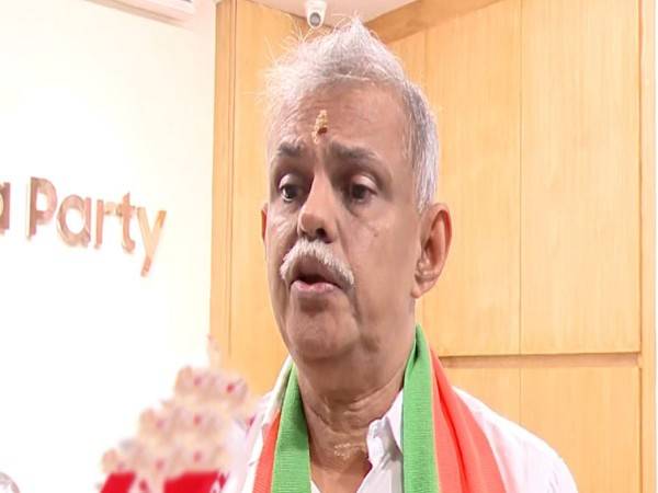 പാലക്കാട്ടെ കോണ്‍ഗ്രസ് നേതാവ് വി ആര്‍ മോഹന്‍ദാസ് ബിജെപിയിലേക്ക്