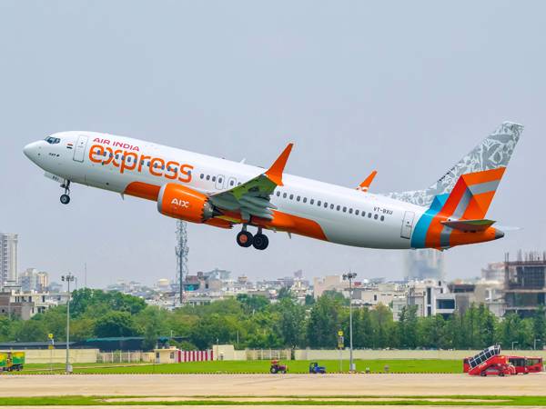 പഹല്‍ഗാം ഭീകരാക്രമണം: സൗജന്യ റീഷെഡ്യൂളിംഗും റീഫണ്ടുമൊരുക്കി എയര്‍ ഇന്ത്യ എക്‌സ്പ്രസ്