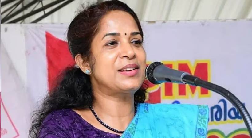 കെ ജെ ഷൈൻ നൽകിയ സൈബർ ആക്രമണ പരാതിയിൽ സി കെ ഗോപാലകൃഷ്ണന്റെ മുൻ‌കൂർ ജാമ്യാപേക്ഷ ഇന്ന് പരിഗണിക്കും