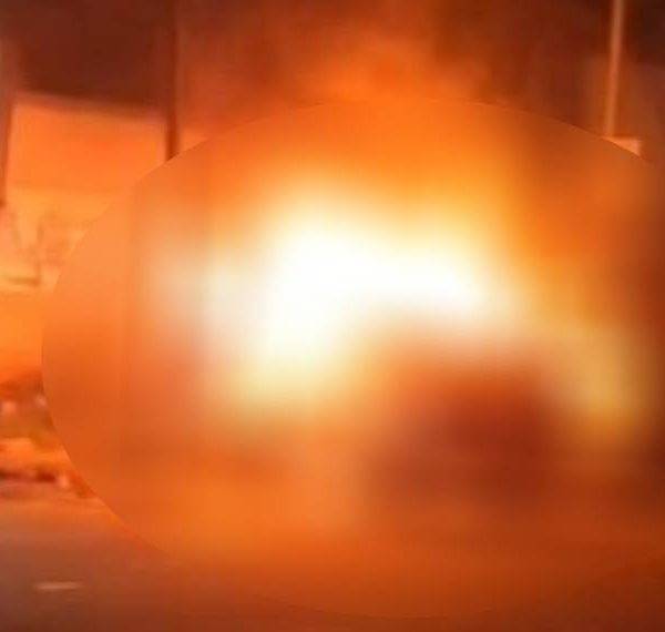 നെടുമങ്ങാട് ആംബുലന്‍സുകള്‍ കത്തിനശിച്ചു