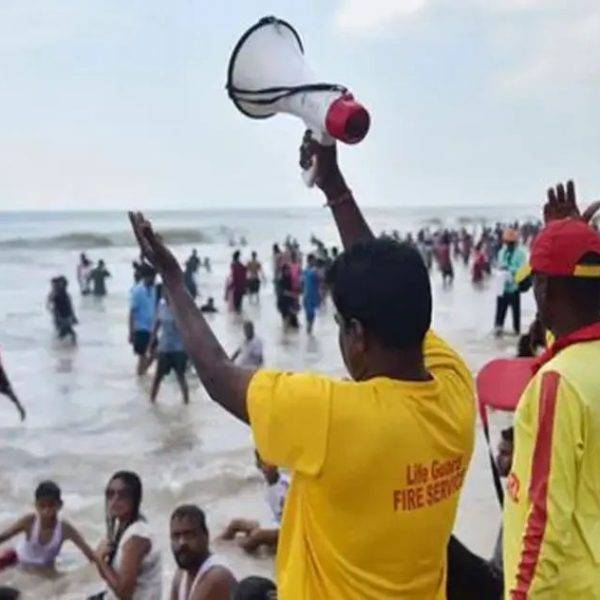 മോന്‍ത ചുഴലിക്കാറ്റ്:ആന്ധ്രാപ്രദേശ് അതീവ ജാഗ്രതയില്‍