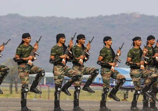 മുൻ അഗ്നിവീറുകള്‍ക്ക് സ്വകാര്യ സെക്യൂരിറ്റി സ്ഥാപനങ്ങളില്‍ ജോലി ഉറപ്പാക്കണം;നിര്‍ദേശവുമായി കേന്ദ്ര ആഭ്യന്തര മന്ത്രാലയം