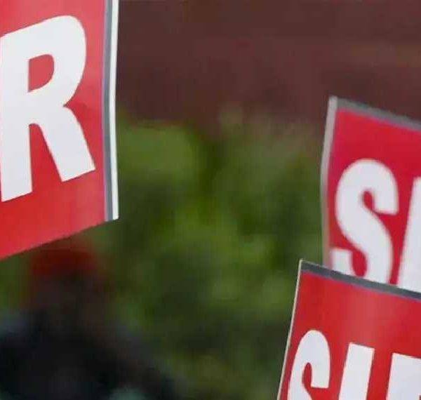 തീവ്രവോട്ടർ പട്ടിക പരിഷ്കരണം പൂർത്തിയായതോടെ ഇതുവരെ പുറത്തായത് 6.5 കോടി വോട്ടർമാർ