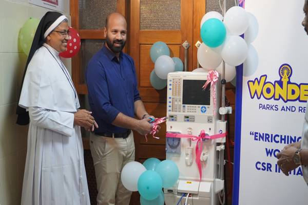 നിർധന രോഗികൾക്ക് സൗജന്യ ഡയാലിസിസ് യൂണിറ്റുമായി വണ്ടർലാ