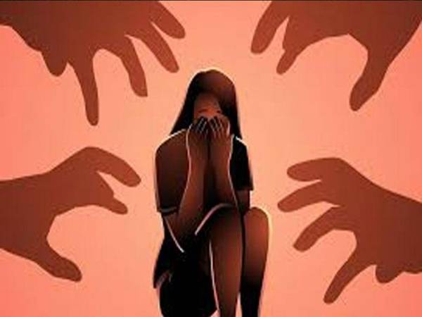 ആലപ്പുഴയിൽ 14കാരിക്ക് ക്രൂര പീഡനം; അച്ഛനും ബന്ധുക്കളും അറസ്റ്റിൽ