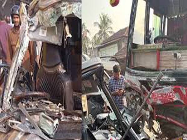 മൊറയൂരില്‍ ബസും കാറും കൂട്ടിയിടിച്ച് അപകടം, മൂന്ന് മരണം