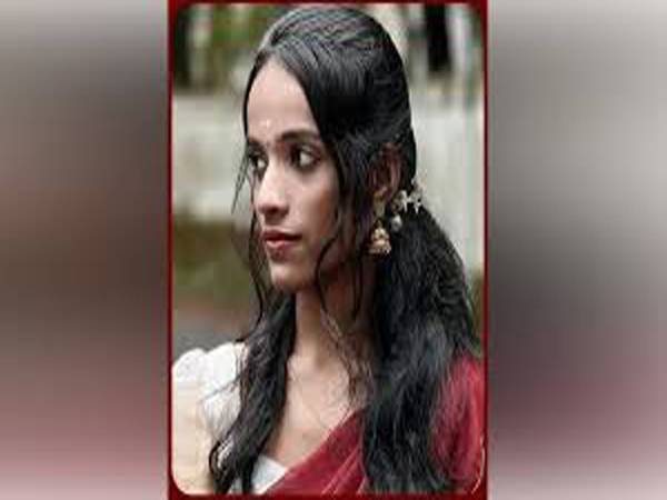 എംബിഎ വിദ്യാർഥിനിയുടെ മൃതദേഹം തോട്ടിൽ