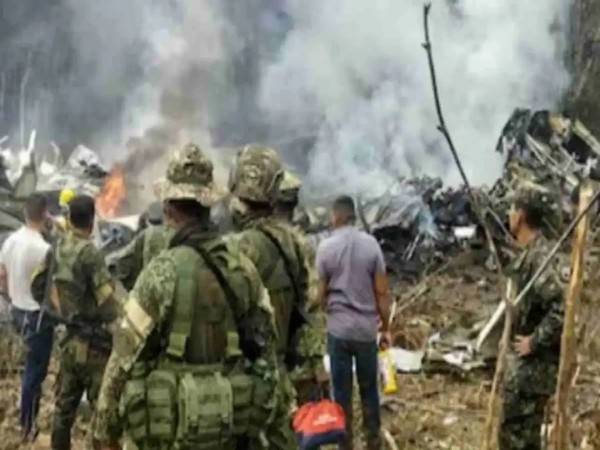 കൊളംബിയയില്‍ സൈനിക വിമാനം തകർന്ന് വീണ് നിരവധി പേർ മരിച്ചു