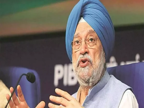 രാജ്യം ലോക്ഡൗണിലേക്ക് കടക്കുമെന്നുമുള്ള അഭ്യൂഹങ്ങൾ തള്ളി കേന്ദ്രം