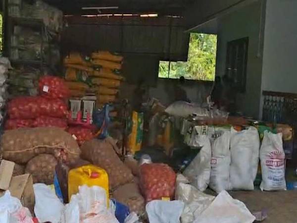 വാടാനപ്പള്ളിയിലെ കിറ്റ് വിവാദം; തെളിവില്ലാത്തതിനാല്‍ കേസ് എടുക്കാനാവില്ലെന്ന് പോലീസ്